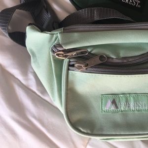 Everest Mint Green Fanny Pack